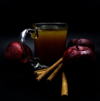 Jablečný cider, jablka, jablečný mošt, napít se, šťáva, skořice, skořice hole, koření, předvečer Všech svatých, Vánoce, díkůvzdání