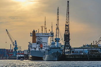 łódź transportowa, w pobliżu Dock, port towarowy, statki, żurawi, zachód słońca, aktywność przemysłowa, działalność morska, Scena portowa, Port Sunset, statki zadokowane