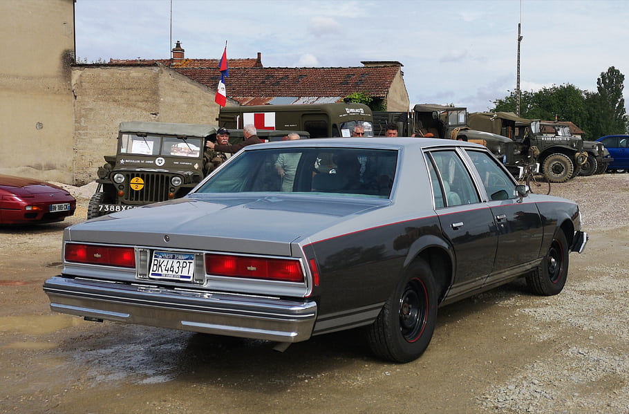 chevrolet, rozmar, klasický, 1977, verdun, doubs, Třetí generace, Historické auto, klasické auto, zpětný pohled, poznávací značka