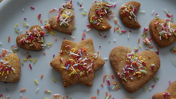 biscotti al burro, biscotti, cibo, spruzzatori, biscotti di Natale, stelle di natale, lune, cuori, jimmies, al forno, pasticcini