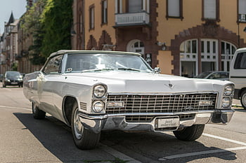 bílé kupé Intage, jen si vzal znamení, Sunny Street, bílý veterán, zaparkované auto, klasické auto, svatební auto, venkovní scénu, městském prostředí, Retro vozidlo, kabrioletem