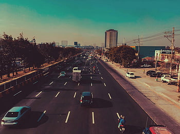 quezon city, Rušná dálnice, vozidel, městských budov, čisté nebe, krajinářské fotografie, černá betonová cesta, panoráma města, provoz, silnice, Filipíny