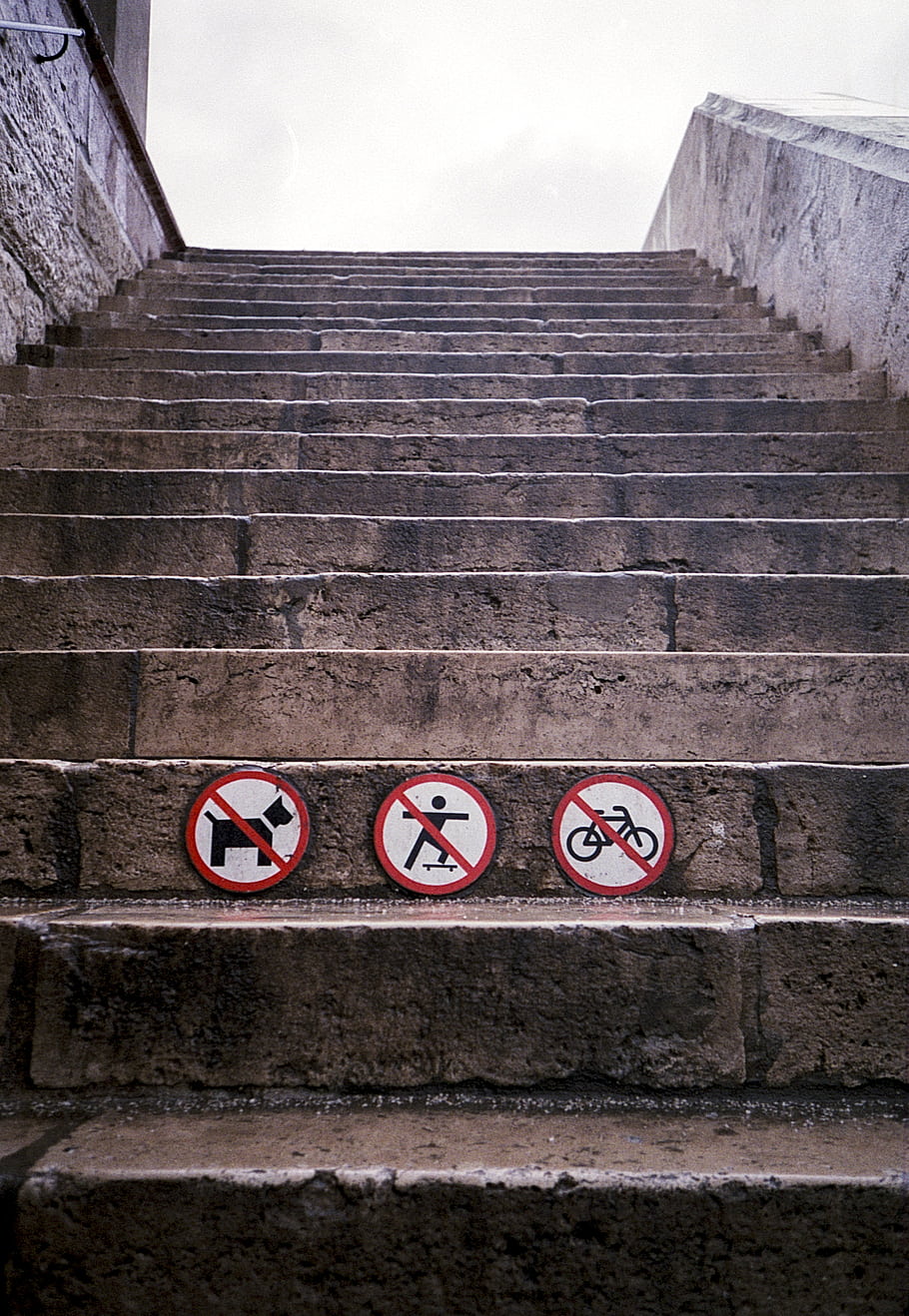 no dogs, no skate, no bike, stairs, signs, Olympus AF-1 Mini, Agfa Vista 200, film photography, 35mm film, analog photography, compact camera