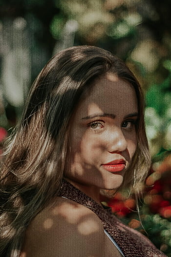 selective focus photography, young woman, outdoor portrait, sunlight, artistic shadows, face, natural light, outdoor photography, portrait photography, woman posing, artistic photography