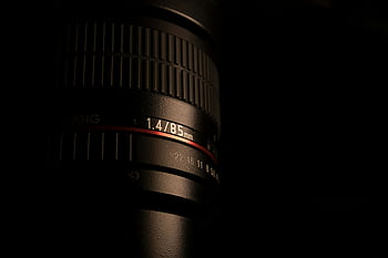 camera lens, detailopname, 85 mm lens, diafragma-instellingen, donkere toon, humeurig, gedetailleerd, fotografie apparatuur, lenslichaam, camera-accessoires, macrofotografie