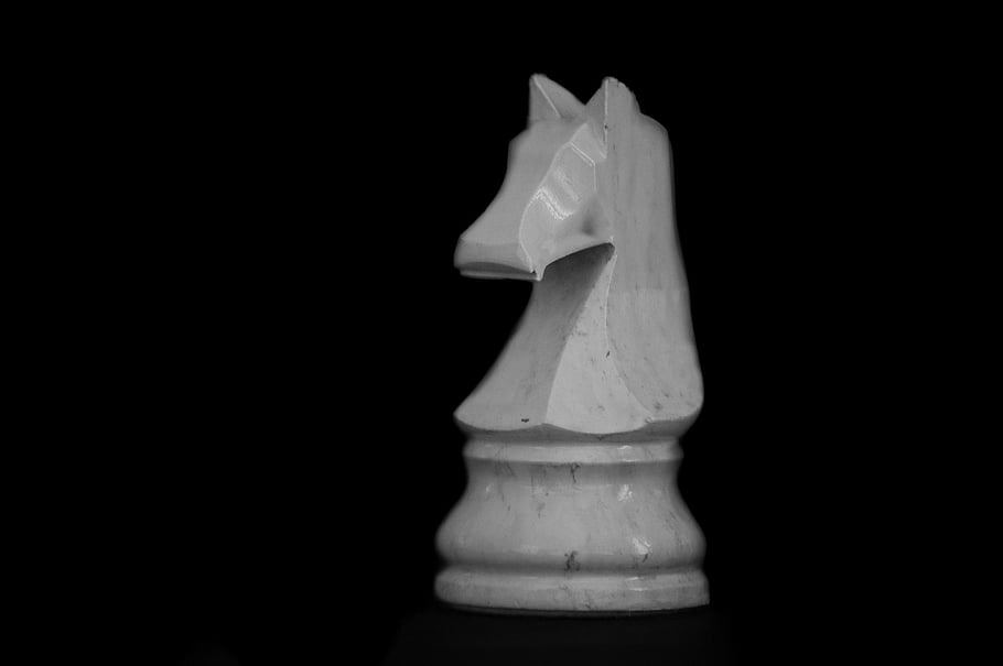 šachová figurka, rytíř, šachy, Černý a bílý