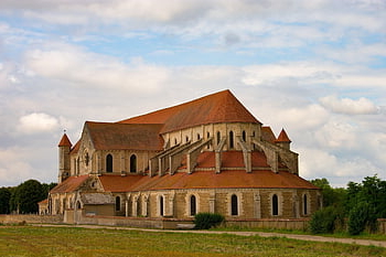 opatství Pontigny, kostel, klášter, opatství, Pontigny, architektura, Francie