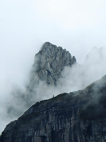 ミスティマウンテンピーク、 スイスアルプス、 ドラマティックビュー、 霧の山、 雲に覆われています、 山頂、 スイス山、 高山の風景、 山の風景、 自然の美、 高山霧