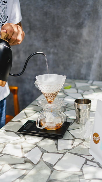 กาแฟเท, น้ำร้อน, ดริปกาแฟ, นักชงกาแฟ, กาแฟในร่ม, เบียร์กาแฟ, การเตรียมกาแฟ, เครื่องชงกาแฟ, กรองกาแฟ, หม้อกาแฟ, โต๊ะกาแฟ
