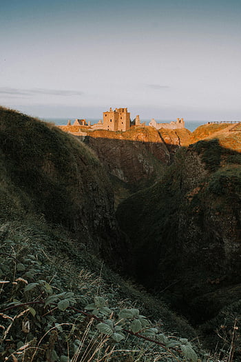 dunnottar hrad, hrad na vrcholu hory, Robustní útesy, Skotsko, nádherný výhled, historický hrad, středověké architektury, scénické krajiny, Přírodní krásy, Pobřežní hrad, starobylé pevnosti