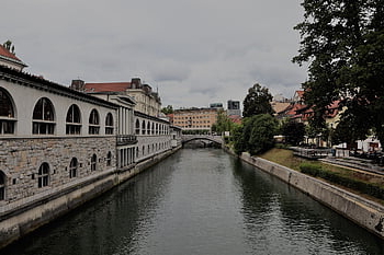ljubljana, flow, slovenia, bridge, architecture, city, water, historic Center, capital City, old, story