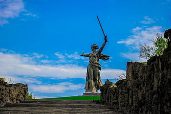 Lady of Justice, Motherland Calls, Volgograd, Russia, blue sky, statue, outdoor, landmark, historical monument, war memorial, sculpture
