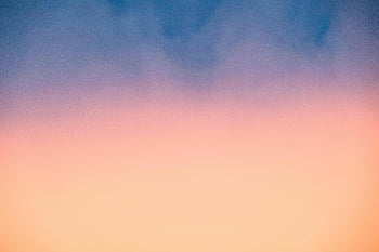 blue and orange spectrum, abstract gradient, serene transition, dusk colors, Oslo skyline, sky gradient, color transition, abstract art, sunset gradient, blue orange gradient, dusk skyline