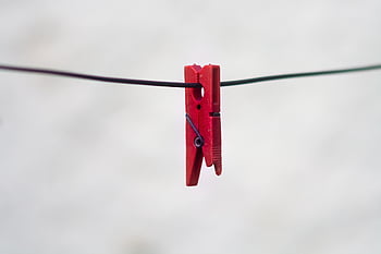 kolíček, prádelní šňůru, řetězec, červený clothespin, šňůra na věšení prádla, kolíček na prádlo, prádelna