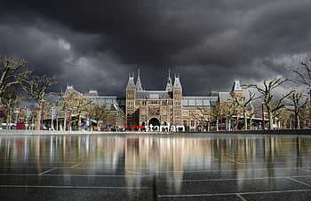 rijksmuseum, amsterdam, Tmavé bouřkové mraky, holandská architektura, bezlisté stromy, odraz, výšková budova, hnědá a šedá, kultovní budova, bouřlivé počasí, exteriér muzea