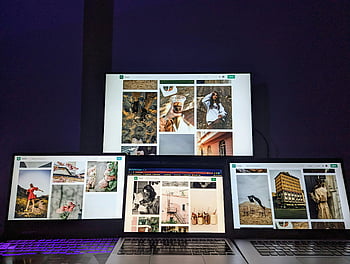 ノートパソコン、 机、 ハイテクワークスペース、 デジタルアート、 モニター、 技術、 表示される画像、 複数のラップトップ、 ワークスペース設定、 コンピュータ画面、 クリエイティブワークスペース