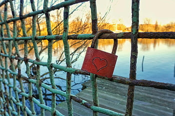 visací zámek, hrad, milovat, láska zámek, symbol lásky, srdce, Valentýn, zamilovaný, věrnost, bezpečnostní, přátelství