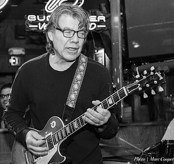 Glenn Baren, blues, kytarista, kytara, umělec, hudebník, bar, Černý a bílý, Los Angeles, živá hudba, portrét