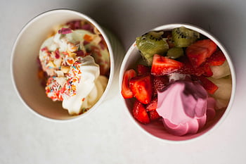 frozen yogurt, fresh fruits, colorful sprinkles, sweet treat, ice cream cups, strawberry, kiwi, whipped cream, dessert, frozen dessert, fruit toppings