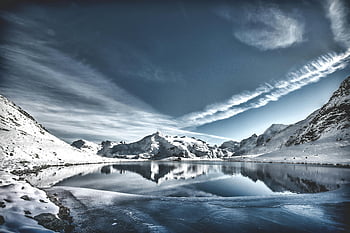 Lacul Mountain Snowy, peisaj de iarnă, Peisaj senin, reflecție de munte, zăpadă înzăpezită, apele calme, reflecție de iarnă, alpin, munții acoperiți de zăpadă, o scenă liniștită, Winter Wonderland