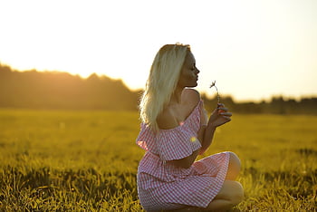 summer, sunny, blonde In The Field, wondering, likes Dislikes, brooding, meadow, sun, sunset, grass, young Woman