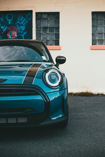 mini cooper bleu, Mini Cooper moderne, voiture garée, fond mural, photo en gros plan, voiture bleue, milieu urbain, stationnement dans la rue, extérieur en voiture, Conception de véhicule, photographie automobile
