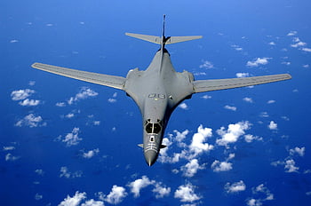 rockwell b-1 lancer, Black Fighter Jet, bílé mraky, modrá obloha, rozptýlené mraky, vojenských letadel, letecký pohled, tryskové letadlo, letectví, let, konstrukce letadel