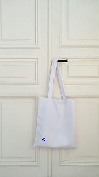 tote bag bianca, maniglia, Porta a pannelli classici, mockup, Borsa sospesa, borsa bianca, tote bag, porta, modello di mockup, BAG MUSTUP, tote bianca