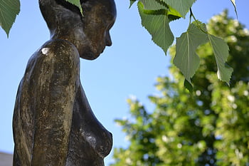 sculpture, saragossa, spain