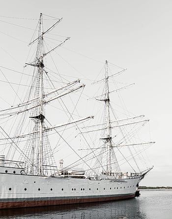 seilbåt, høye master, Rolig havn, klar himmel, hvitt skip, hvit himmel, stort skip, docket skip, Maritim scene, nautisk fartøy, Serene havn