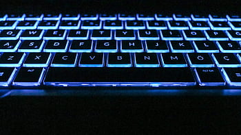 клавиатура, синя светлина, едър план, светеща клавиатура, Синя подсветка, модерна технология, компютърна клавиатура, осветена клавиатура, техническа джаджа, осветление на клавиатурата, синя осветена клавиатура