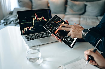 digitální obchodování, údaje o trhu, Černá digitální tablet, Profesionální analýza, displej notebooku, Analýza obchodování, digitální tablet, Analýza trhu, finanční údaje, Obchodní grafy, Profesionální obchodování