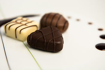 cioccolatini, cioccolato, caramelle al cioccolato, sgranocchiare, spuntino, dolcezza, pralina di cioccolato, delizioso, cibo, dolci