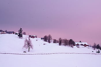 červené domy, zasněžená zem, zimní, gulmarg, zasněžené kopce, Klidný soumrak, sníh krajina, zimní scenérie, sněhem pokryté domy, Scéna soumraku, Mírová zima
