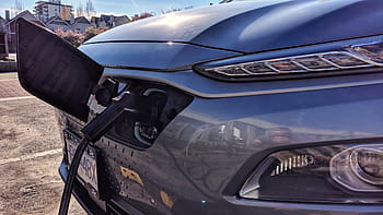 Britisch-Kolumbien, Kona Electric, Hyundai Kona Electric, Kona ev, Myev, Elektroauto, Ladestation, Fahrzeug, Reflexion, Selfie, Wohngebiet