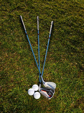 golfballen, Golf Clubs, groen gras, daglicht, netjes geregeld, buitensport, golfuitrusting, golfbaan, sportuitrusting, golfen, golfaccessoires