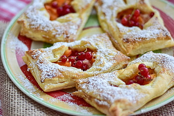 cake, bladerdeeg, desserts, aalbessen, fruit, zoet, gebakken, bakken, gebakjes, gebakken goederen, voedselfotografie