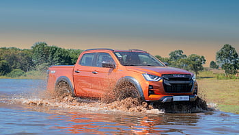 oranžový Isuzu D'MAX, pickup, voda, členitý terén, stříkající, terénní, vozidlo, dobrodružství, venkovní, řízení, kamionu