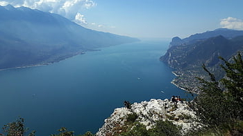 ทะเลสาบการ์ดา, อิตาลี, ภูเขา, ทะเลสาป, monte brione, ทัศนียภาพ, ธรรมชาติ, Punta Larici, ภูมิประเทศ, ทะเลเมดิเตอร์เรเนียน