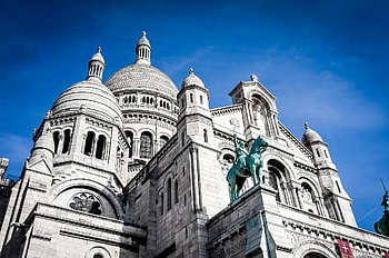 church, architecture, facade, dome, statue, sculpture, building, landmark, historic, historical, catholic Church
