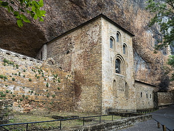 klášter san juan de la peña, středověký, kámen, architektura, náboženství