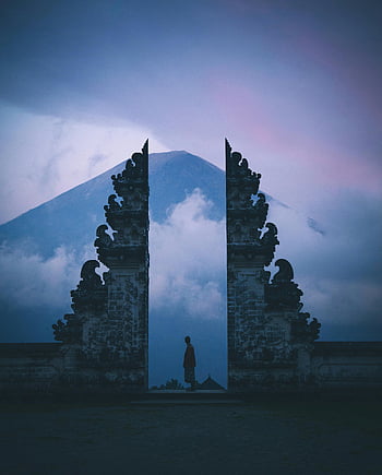 Chrám Pura Lempuyang, mount agung, bali, soumrak, silueta, chrámová brána, cestovní fotografie, krajinářské fotografie, duchovní místo, cíl cesty, Indonésie
