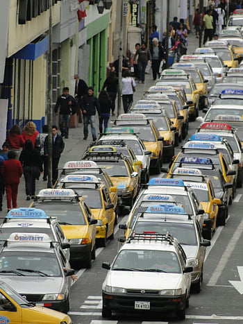 trujillo peru, dopravní zácpa, městské ulice, taxi kabiny, dojíždějící, městský provoz, rušná ulice, automobilové dopravy, pouliční scény, městský život