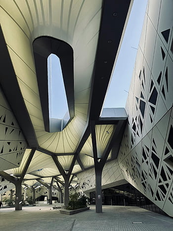 futuristické architektury, geometrické vzory, moderní architektonický prostor, Elegantní návrhy, dynamické formy, Kreativní pozadí, moderní budova, abstraktní struktury, architektonická fotografie, městského designu, Inovativní design