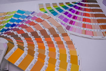 Pantonfärgdiagram, färgstämplar, levande nyanser, designers, pantonfärger, färgpalett, designreferens, färgval, färgguide, färgprover, färgspektrum