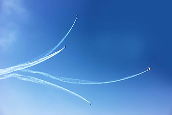 pertunjukan pesawat jet, aerobatik, jalur asap, langit biru jernih, pesawat terbang, pertunjukan udara, kinerja langit, penerbangan, tampilan udara, pesawat akrobat, kinerja udara