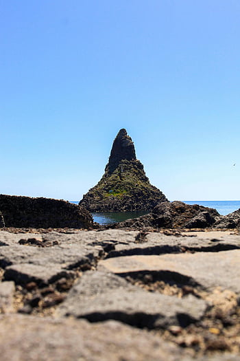 formazione rocciosa, pila di mare, oceano, chiaro cielo blu, caratteristica geologica, paesaggio costiero, meraviglia naturale, mare, affioramento roccioso, Paesaggio marino, corpo d'acqua