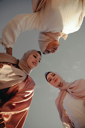 Ženy na sobě abaya, hidžáb, zmocnění, jednota, Tradiční islámský oděv, tři ženy, Abaya a Hidžáb, hidžábů, tradiční oblečení, Kulturní oděv, skromná móda