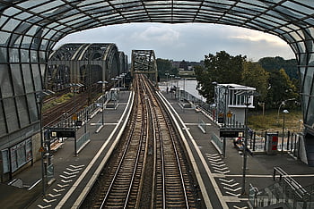 Eisenbahn, Bahnhof, Plattform, Metro, Bahngleise, Brücke, die Architektur