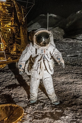 astronaut, moon Landing, space Travel, lunar Surface, apollo, space, outer Space, moon, cosmonaut, spacesuit